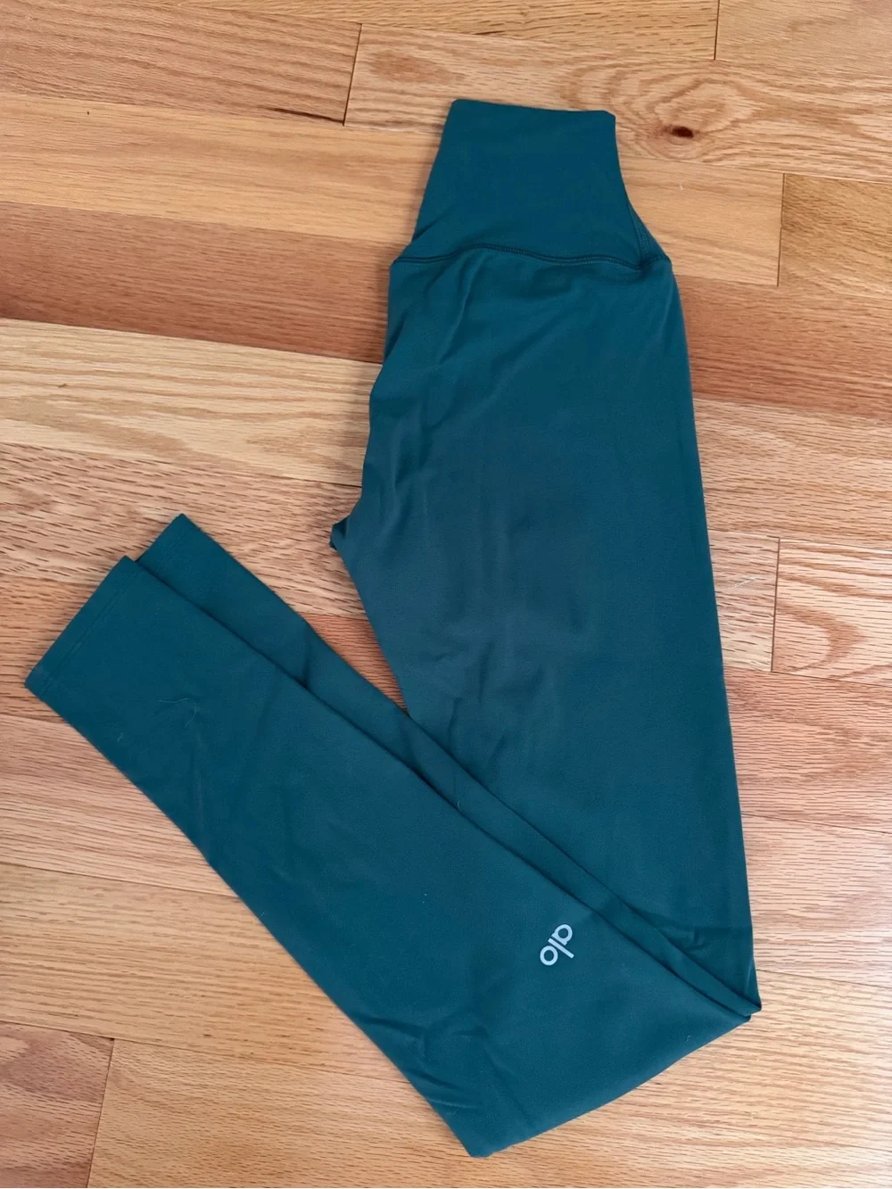 Alo Yoga Set (Clover Green)